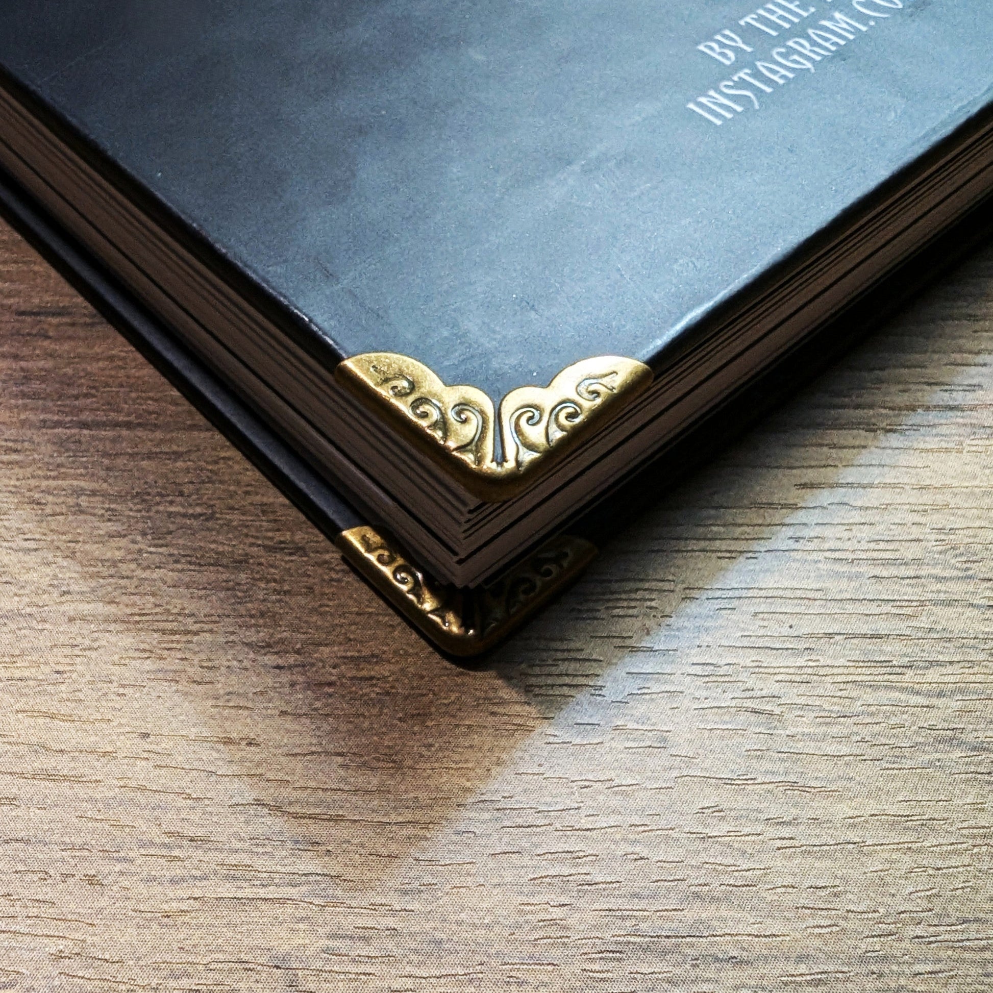 A close up of the metal corners on the Gothic Office Planner.