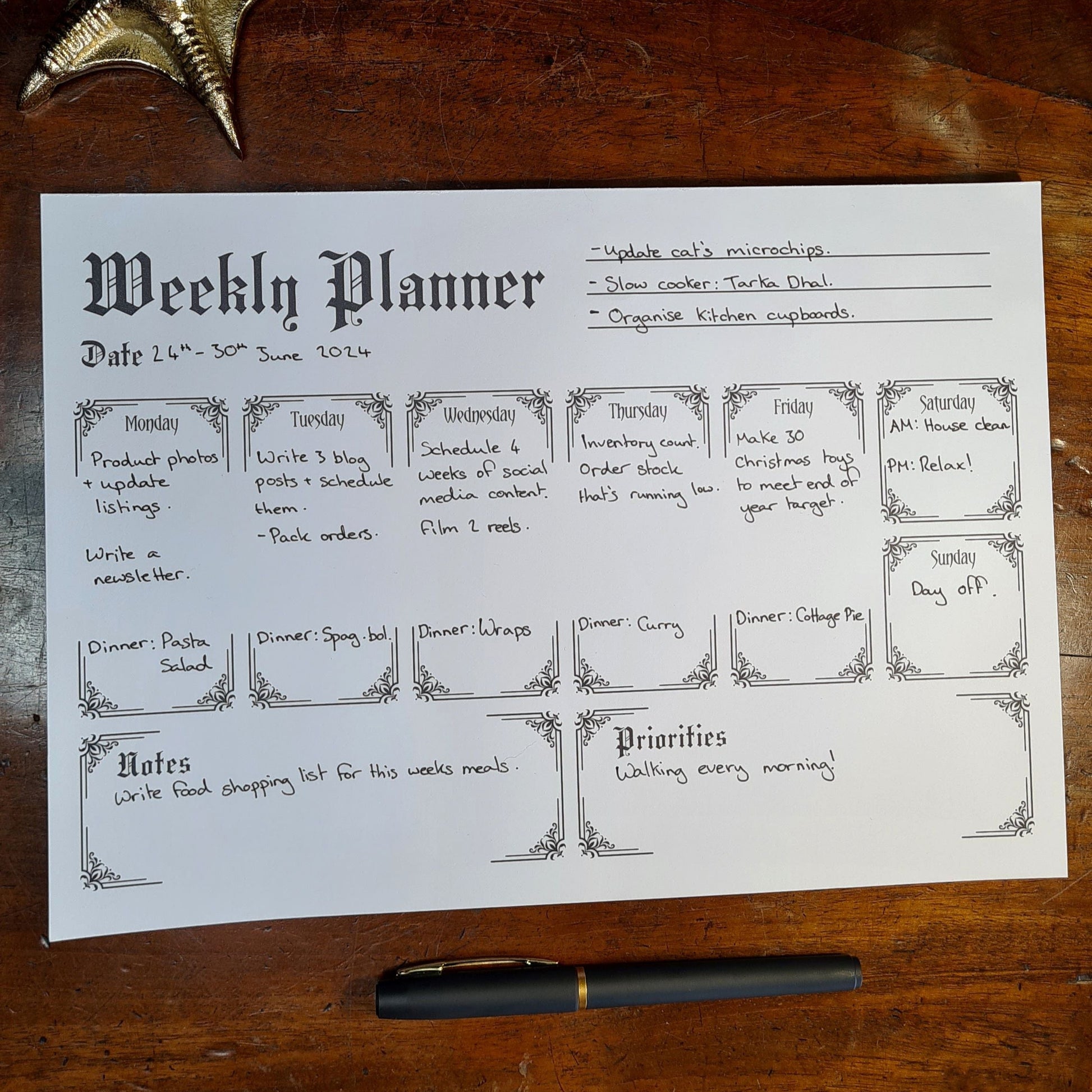 A Weekly Planner Notepad in a Gothic Style. 50 pages with spaces for each day of the week, Notes and Priorities. Product by Gothic Office.